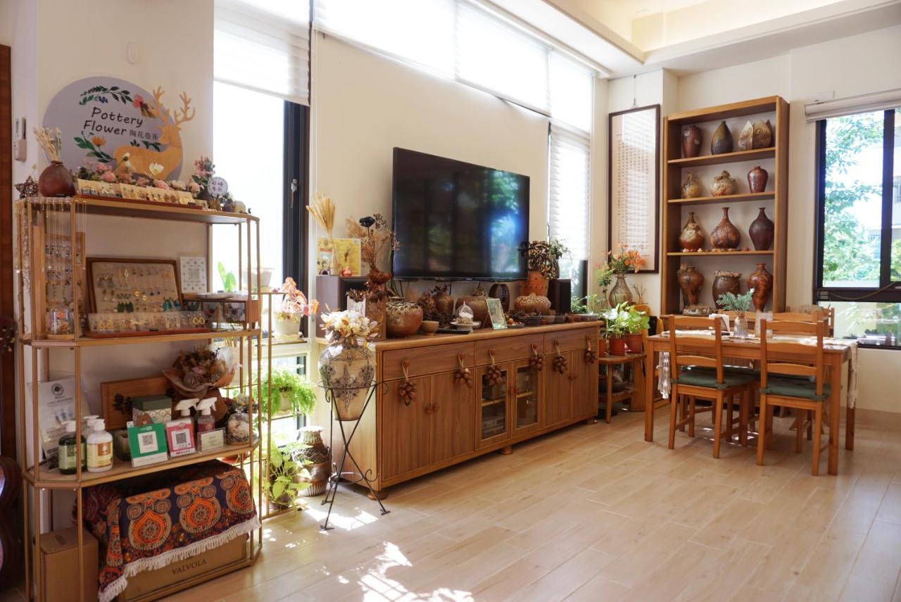 Pottery Flower B&B Jiji Exterior foto